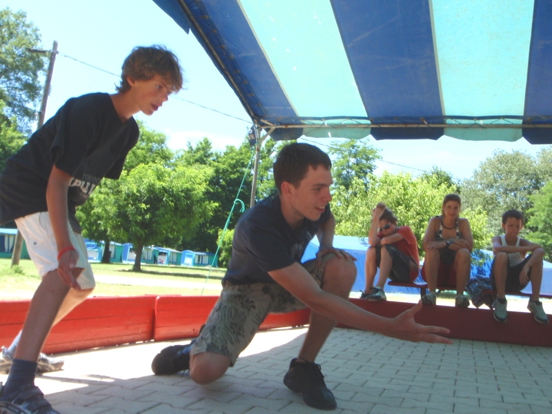 Village Camps International Summer Camp Ard&egrave;che, France 2019-07-26 https://www.villagecamps.com/journals_admin/images/21-23-Kristian and Nik.jpg